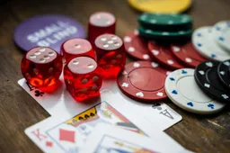 De koning is in de wereld van gokken: Leeftijdsonderzoek