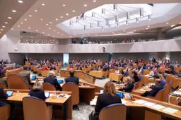 Politiek Den Haag wil geen vrede in Oekraïne: wat bezielt de Tweede Kamer? FVD staat helemaal alleen