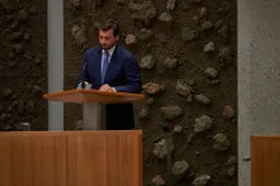 [Video] Thierry Baudet reageert op kabinetscrisis en wil nieuwe verkiezingen: 'FVD en PVV samen regeren!'