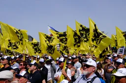 Historisch! Cordon sanitaire rond Vlaams Belang doorbroken: partij van Tom Van Grieken neemt deel aan lokale coalitie