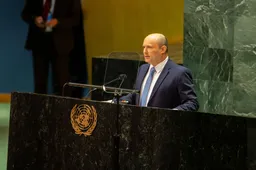 Oud-premier Israël Bennett: "Iran heeft een domme fout gemaakt"