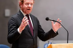 Kabinet wil privacy in appgroepen inperken: Misbruik van Jodenjacht om politie meer macht te geven