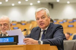 Pats! Belgische Eurocommissaris Didier Reynders wordt verdacht van jarenlang witwassen