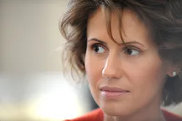 Vreemd! Asma al-Assad mag niet terug naar haar eigen land Engeland: 'Ze is niet welkom!'