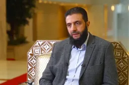 Al Qaeda/ISIS/HTS-leider Jolani doet pr: "Ik steun religieuze diversiteit... alcohol is voor het comité"