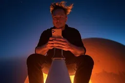 Filmpje! Elon Musk: de man die blijkbaar tijd heeft voor ALLES