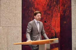 Gideon van Meijeren (FVD) fileert jankende EU na Trump-bom: Brussel bewijst gelijk van Trump door in slachtofferrol te kruipen