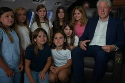 Clinton's Donkere Geheimen: De 'Lolita Express' en de Pedo-Vriendjespolitiek Onthuld
