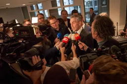 KNETTER: Schoof in z’n blootje na eurobonds-ramp – z’n eigen schuld!