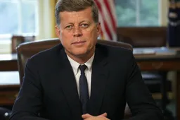 Stone’s insiderverhaal: Johnson liet Kennedy vermoorden