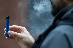 Overheid start betuttelende anti-vape campagne: ‘Nee tegen vapen’ voor ouders
