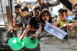 Kindersterfte-alarm Unicef rammelt: Unicef-huilebalk wil alleen geld