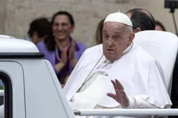 -BREEK- Paus Franciscus is dood