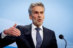 Schoof geeft plan Rutte voor hoger defensiebudget wel kans