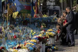 Europese leiders in Kyiv herdenken gesneuvelde Oekraïners
