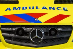 Bestuurder scootmobiel overleden na botsing met vrachtwagen