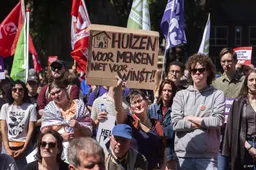 Enkele honderden mensen bij protest voor lagere huren in Utrecht