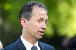 NSC-minister Van Hijum ook tegen aangepast pensioenplan NSC