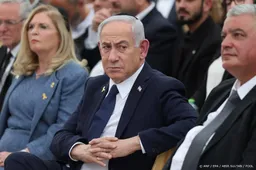 Netanyahu zegt dat Macron met zijn kritiek kant van Hamas kiest