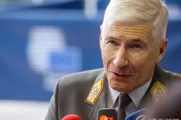 EU-defensiechefs roepen politiek op besluiten te nemen