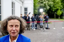 Raad van State: minister Faber moet zich aan beslistermijn houden