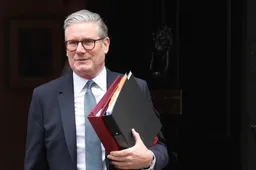 Britse premier maakt ommezwaai na kritiek op schrappen toeslag