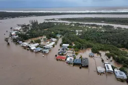 Flinke overstromingen in zuidoosten Australië door stortregens