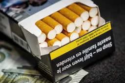 Agema wil meer stoppogingen voor rokers vergoeden via zorgpakket