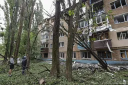 Meer gewonden gemeld in Kyiv na 'enorme' luchtaanval