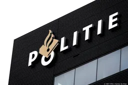Politie onderzoekt ongeregeldheden in stadion Telstar
