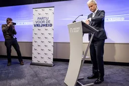 Wilders wil mensen met dubbele nationaliteit kunnen uitzetten