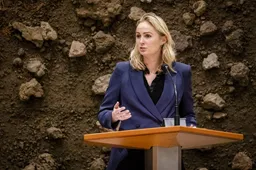 VVD: Faber (PVV) had al veel verder kunnen zijn met asielplannen