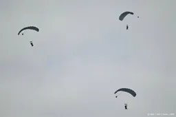 Parachute probleem bij Duitsers, Defensie ziet geen mankement