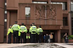 Verdachte Liverpool verschijnt voor het eerst in rechtbank