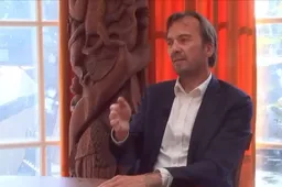 Volkskrant-hoofdredacteur Pieter Klok: symbool van laffe mediacensuur