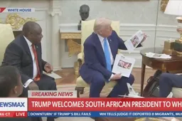 Trump maakt Ramaphosa met de grond gelijk: confronteert hem live met genocidebeelden!