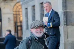 Timmermans volledig gefileerd door Jan Dijkgraaf: “U mag blij zijn als Dibi u zonder Kalashnikov komt afschieten”