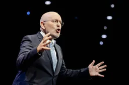 GL-PvdA stemt massaal vóór wapenboycot Israël – Timmermans haalt zijn gelijk