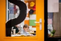 Basisonderwijs: stop bezuinigingen en maak vaart met nieuw beleid