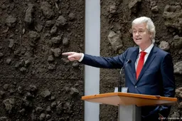 Blijven zitten was de makkelijke weg, zegt Wilders