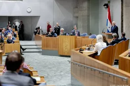 Kamermeerderheid wil na kabinetsval door met strenge asielwetten