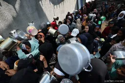 Omstreden hulporganisatie Gaza zegt distributie te hervatten