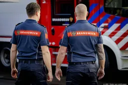 Brand in woningen Utrecht en verstoring treinen na blikseminslag