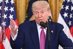 Trump: Iran moet deal sluiten voordat er niets meer van over is