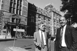 Voormalig directeur Rijksmuseum Henk van Os overleden