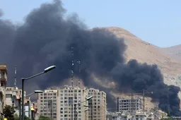 Israël bombardeert Iraanse staatsomroep tijdens live-uitzending