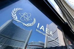 Iran verwijt atoomagentschap vooringenomenheid en rol in oorlog