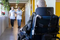 Honderden mensen werkten onbevoegd in de zorg, ontdekt inspectie