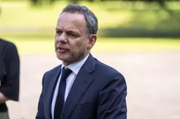 Veldkamp: gevolgen explosie bij ambassade Tel Aviv beperkt