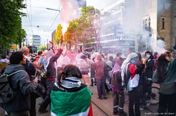 Blokkade goederenspoor haven Rotterdam door actiegroep